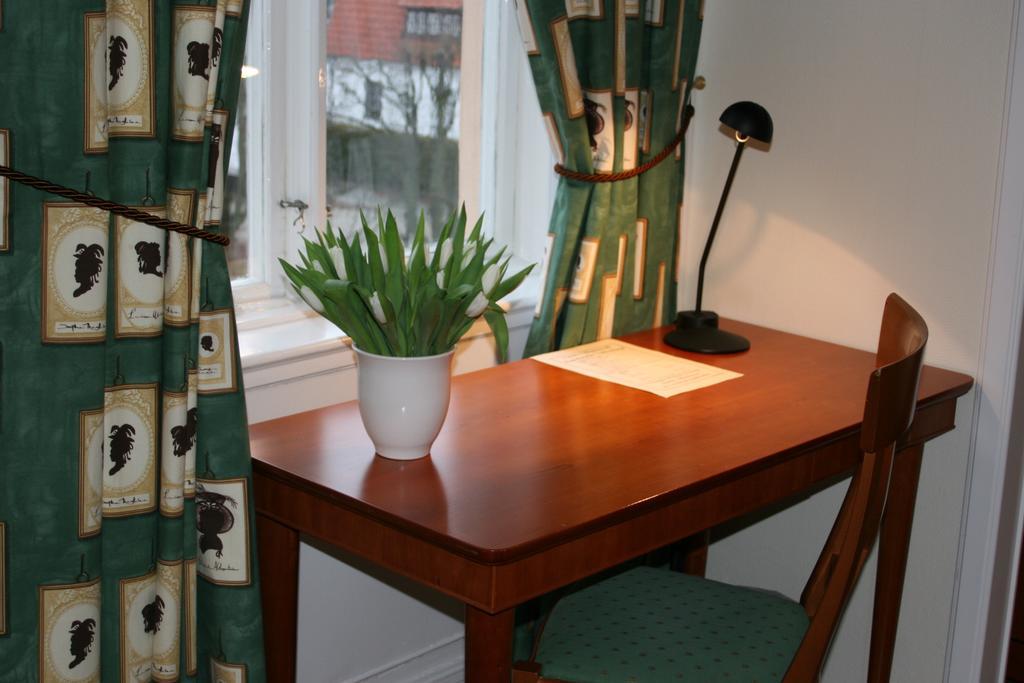 Stadshotellet Soelvesborg Bilik gambar